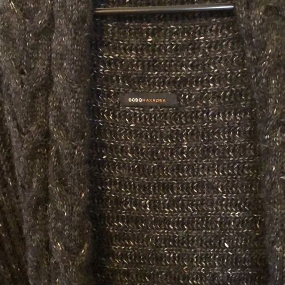 BCBG sleeveless heavy sweater - Picture 2 of 3